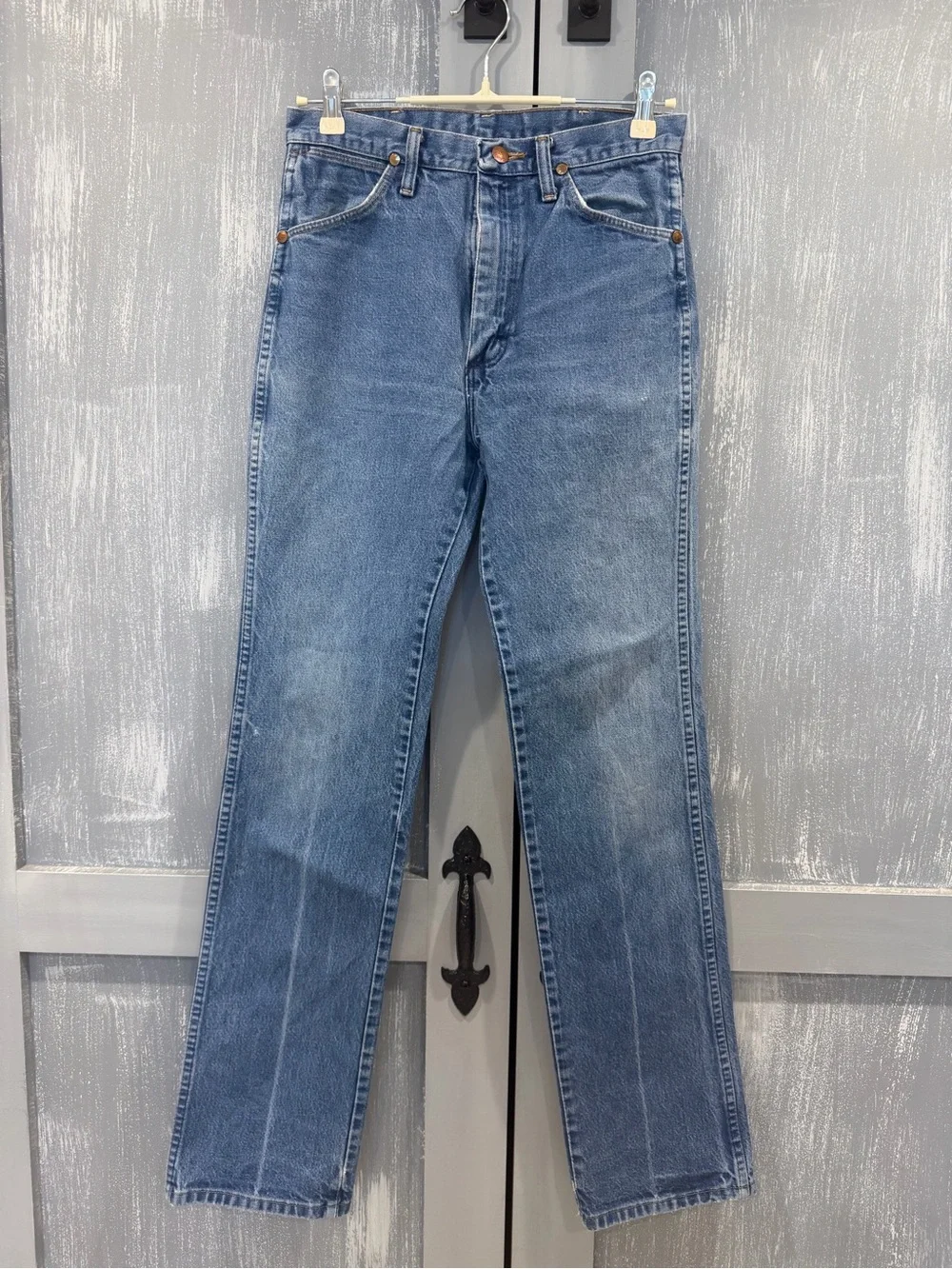 Vintage Wrangler High Rise Straight Leg Jeans Light Wash 29x32 USA Style